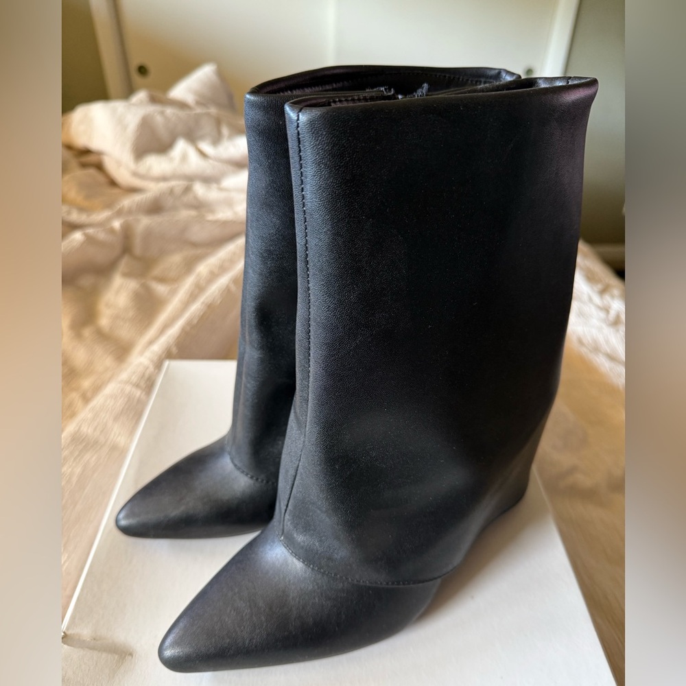 a new day Black Heeled Boots